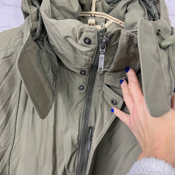 NWOT |•EDDIE BAUER•| HEAVY DUTY GORE-TEX Down Insulated Full Length Coat/Parka L - Picture 4 of 16